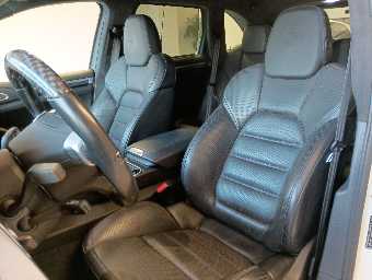 PORSCHE CAYENNE 2011 Image 23