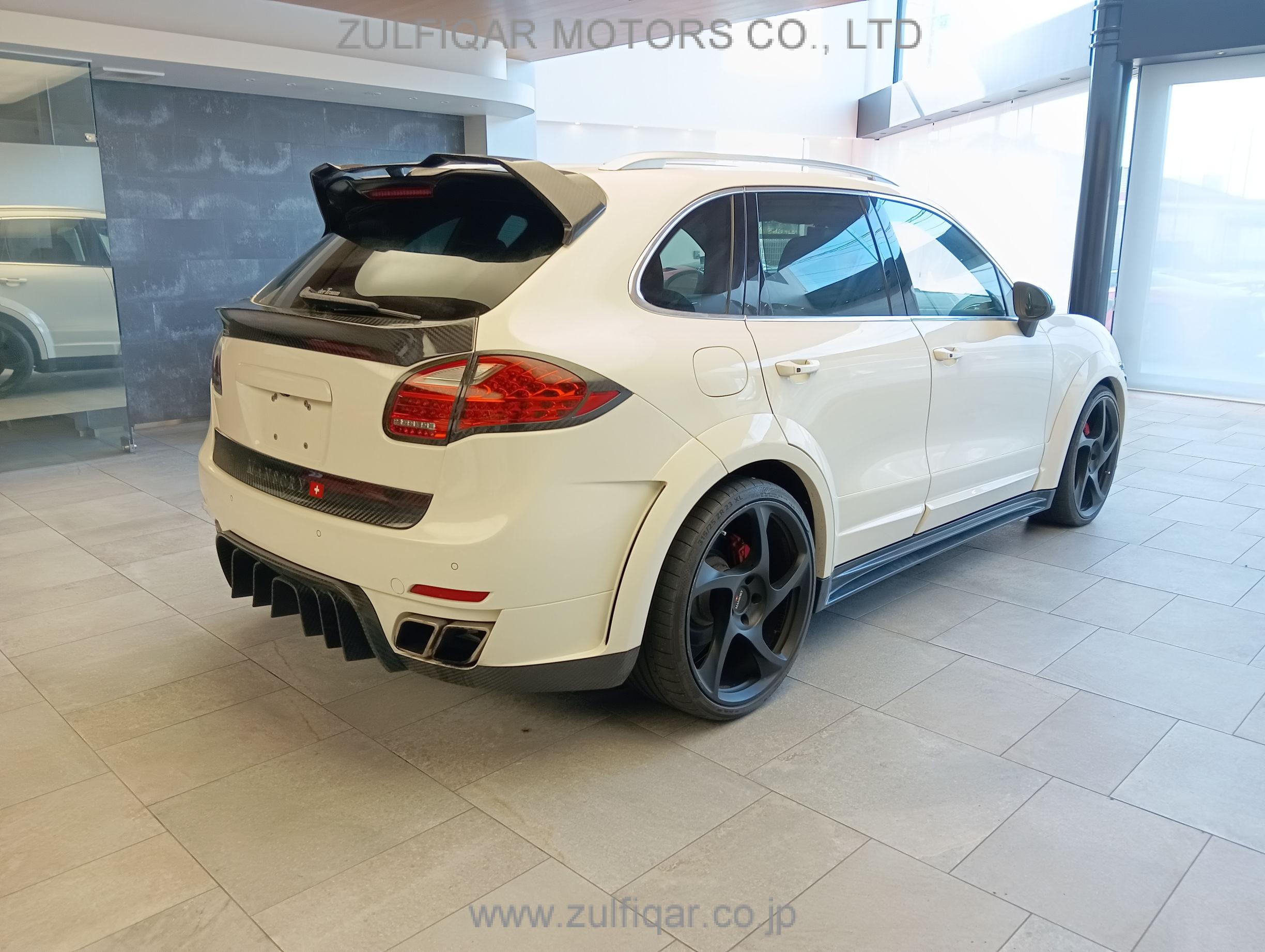 PORSCHE CAYENNE 2011 Image 5