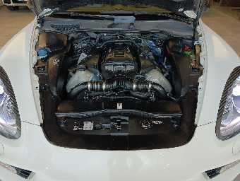 PORSCHE CAYENNE 2011 Image 50