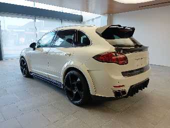 PORSCHE CAYENNE 2011 Image 7