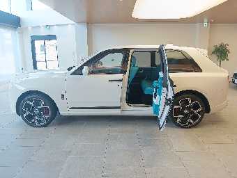 ROLLS ROYCE CULLINAN 2024 Image 12