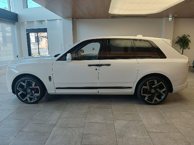 ROLLS ROYCE CULLINAN 2024 Image 19
