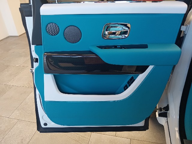 ROLLS ROYCE CULLINAN 2024 Image 48