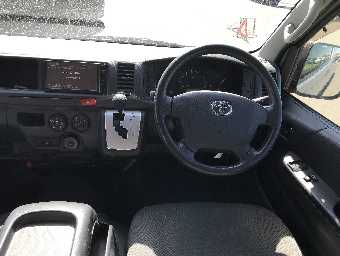 TOYOTA HIACE WAGON 2016 Image 5