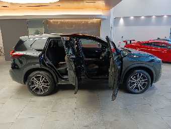 NISSAN X-TRAIL 2024 Image 5