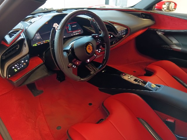 FERRARI SF90 STRADALE 2022 Image 22