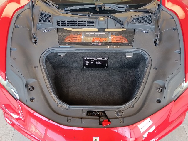 FERRARI SF90 STRADALE 2022 Image 41