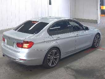 BMW 3 SERIES 2014 Image 4