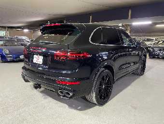 PORSCHE CAYENNE 2015 Image 2