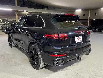 PORSCHE CAYENNE 2015 Image 4