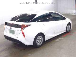 TOYOTA PRIUS 2017 Image 5