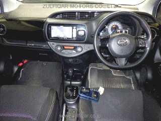 TOYOTA VITZ 2019 Image 3