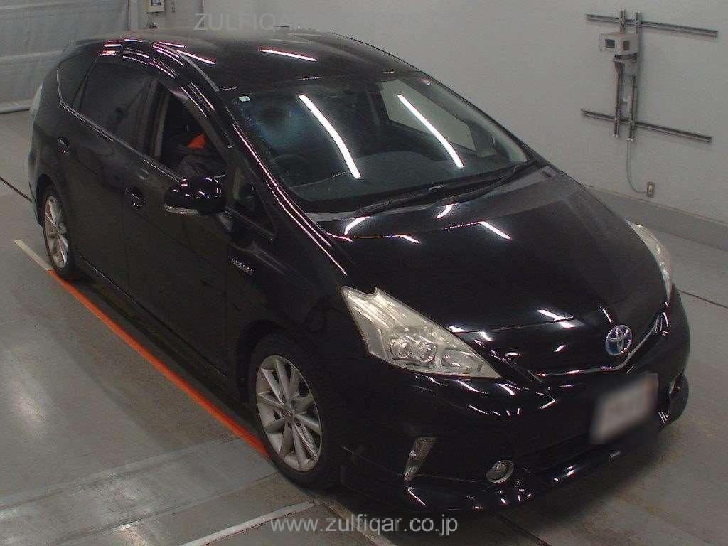 TOYOTA PRIUS ALPHA 2014 Image 5