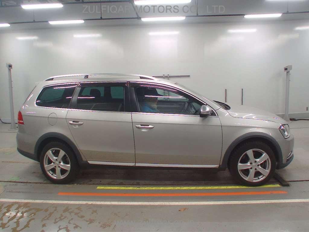 VOLKSWAGEN PASSAT ALLTRACK 2012 Image 3