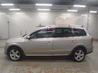 VOLKSWAGEN PASSAT ALLTRACK 2012 Image 4