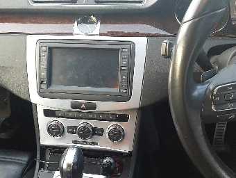 VOLKSWAGEN PASSAT ALLTRACK 2012 Image 9