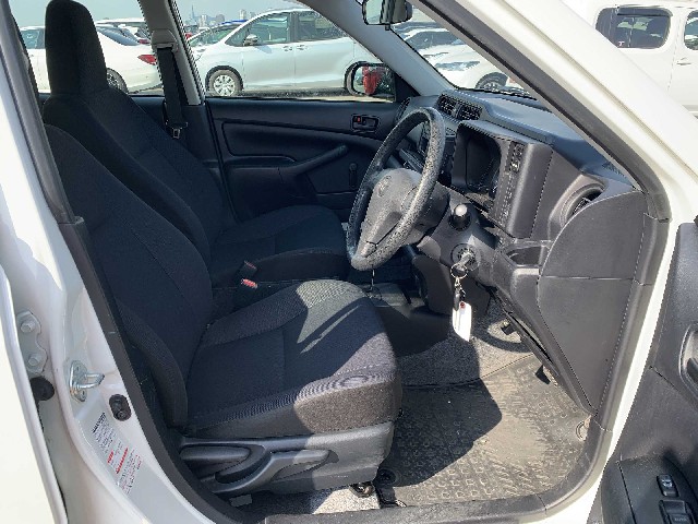 TOYOTA SUCCEED 2020 Image 20