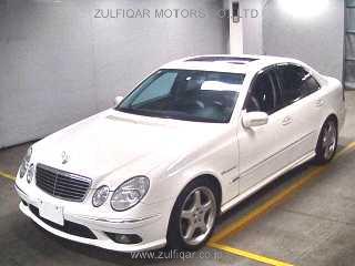 MERCEDES BENZ E CLASS 2002 Image 1