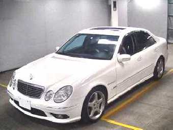 MERCEDES BENZ E CLASS 2002 Image 1