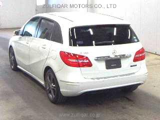 MERCEDES BENZ B CLASS 2014 Image 2