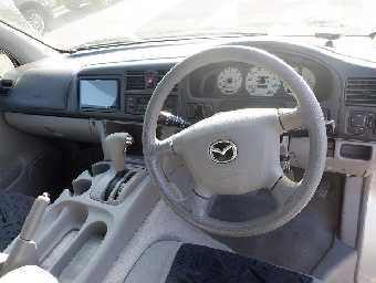 MAZDA BONGO FRIENDEE 2004 Image 5