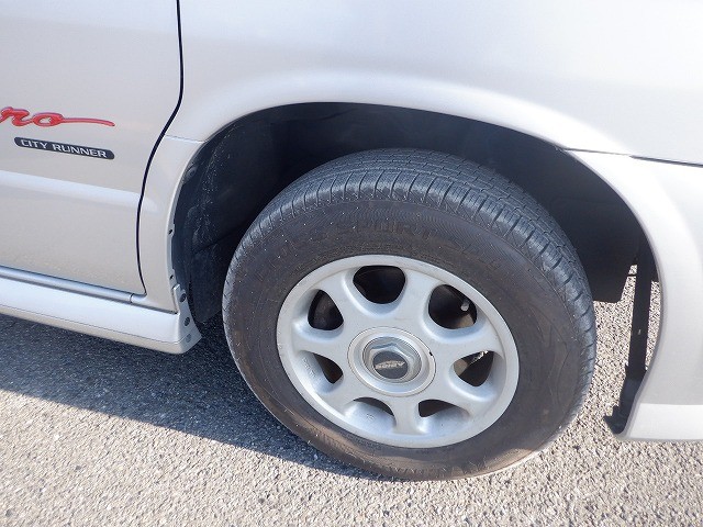 MAZDA BONGO FRIENDEE 2004 Image 30