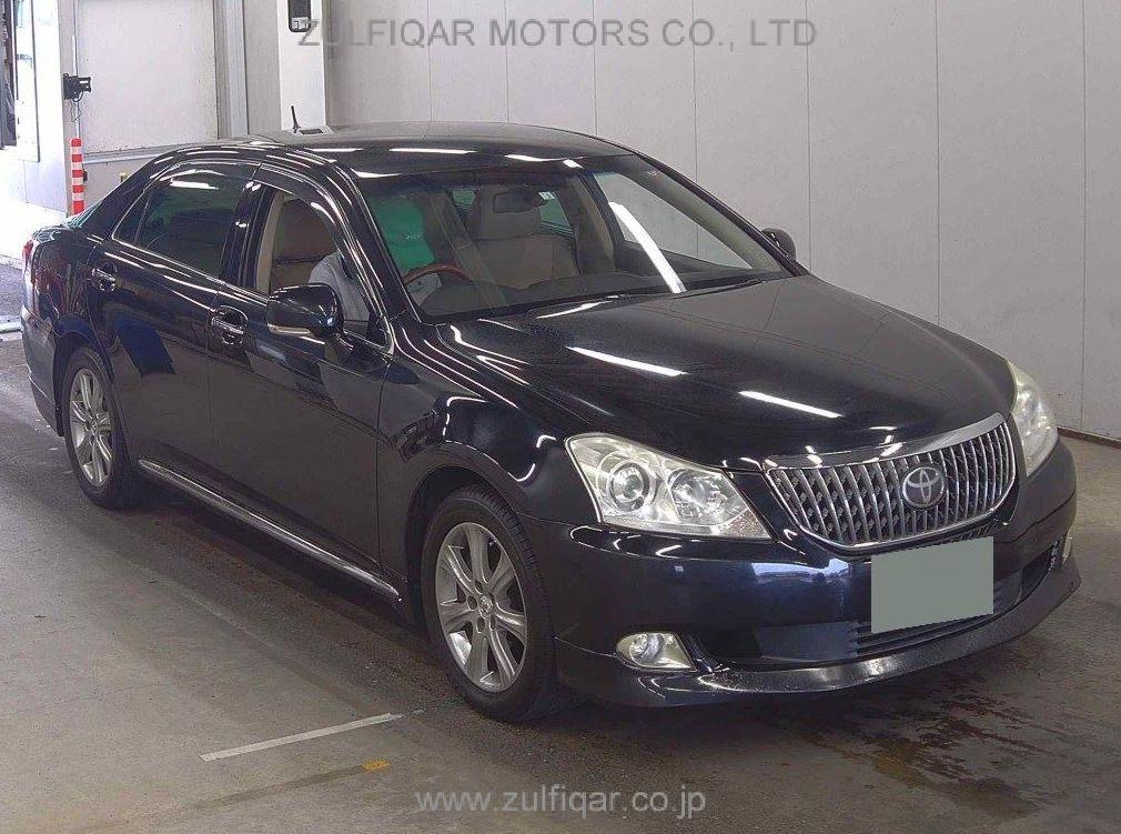 TOYOTA CROWN MAJESTA 2009 Image 2