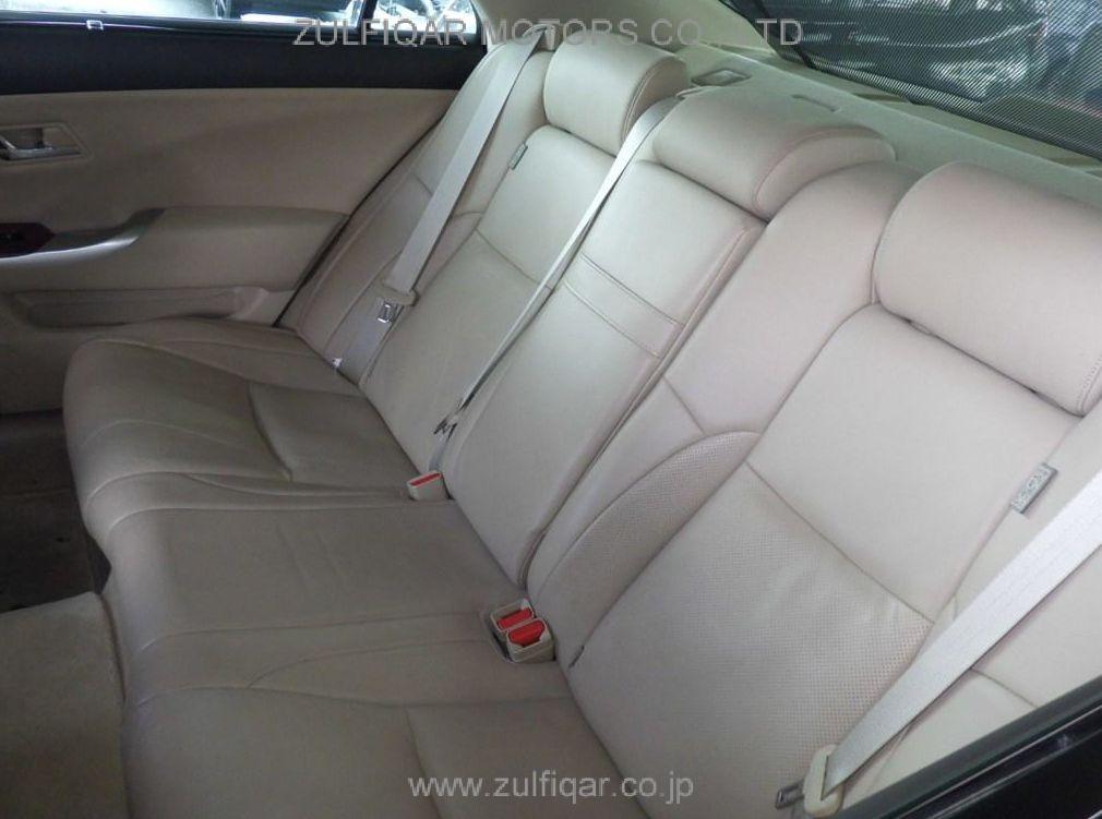 TOYOTA CROWN MAJESTA 2009 Image 6