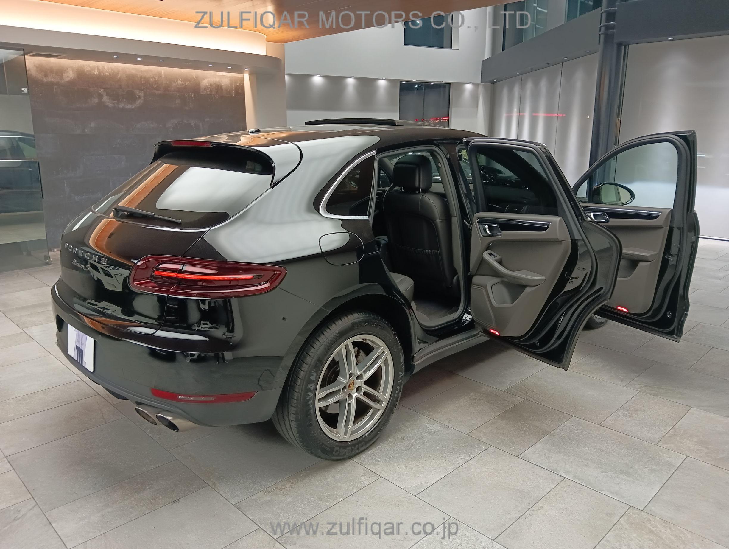 PORSCHE MACAN 2020 Image 6