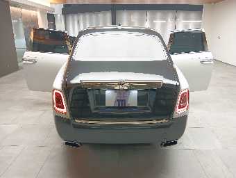 ROLLS ROYCE PHANTOM 2019 Image 11