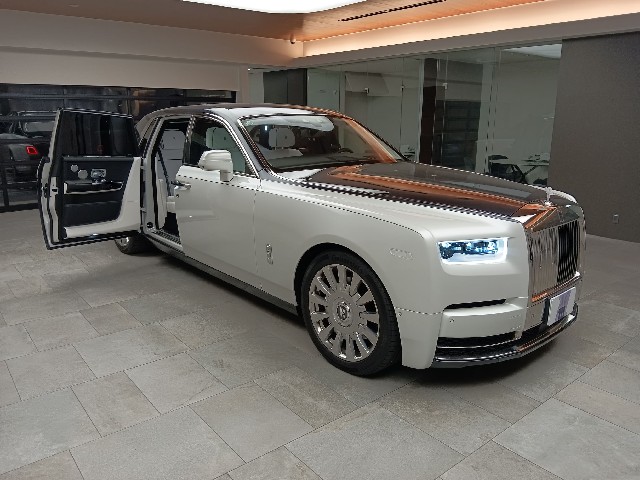 ROLLS ROYCE PHANTOM 2019 Image 20