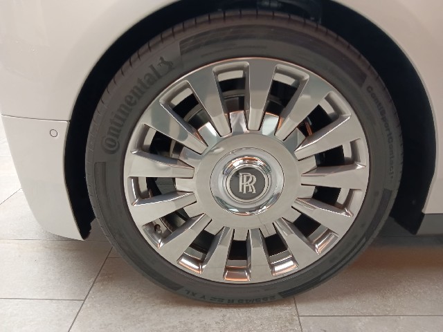 ROLLS ROYCE PHANTOM 2019 Image 22