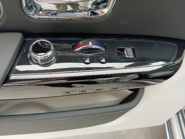 ROLLS ROYCE PHANTOM 2019 Image 29