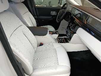 ROLLS ROYCE PHANTOM 2019 Image 27