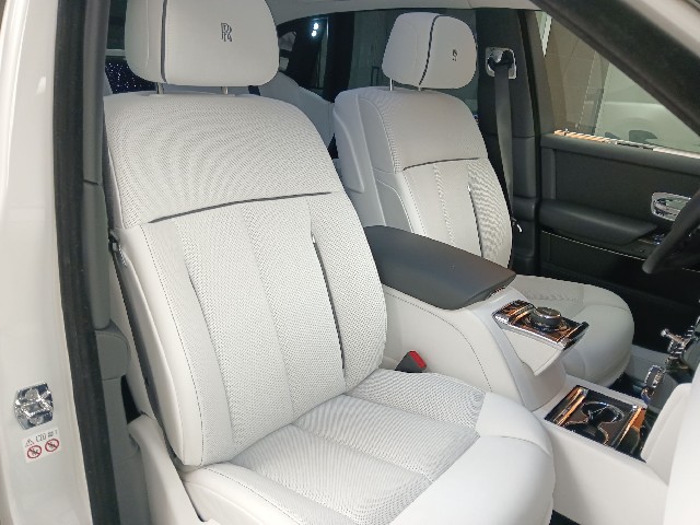 ROLLS ROYCE PHANTOM 2019 Image 34