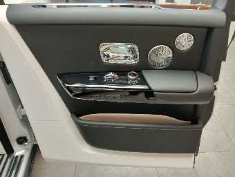 ROLLS ROYCE PHANTOM 2019 Image 34
