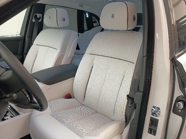 ROLLS ROYCE PHANTOM 2019 Image 43