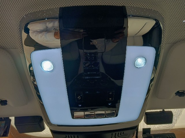 ROLLS ROYCE PHANTOM 2019 Image 56