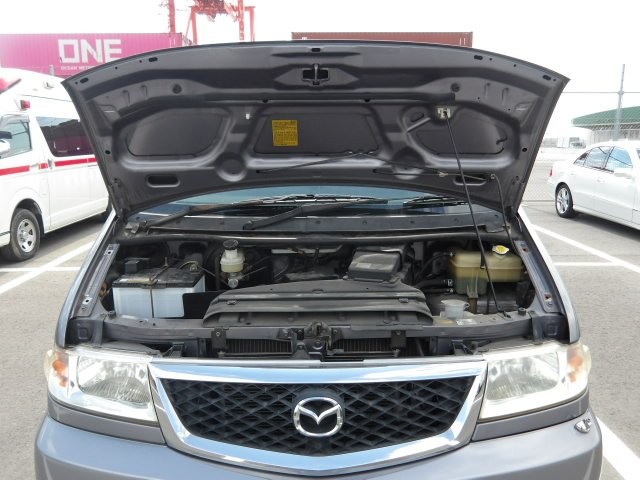 MAZDA BONGO FRIENDEE 2004 Image 28