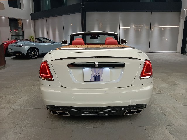 ROLLS ROYCE DAWN 2016 Image 30