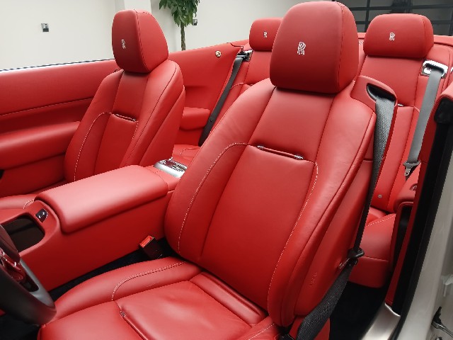 ROLLS ROYCE DAWN 2016 Image 46