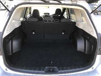 SUBARU FORESTER 2019 Image 8