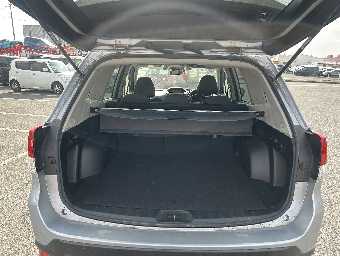 SUBARU FORESTER 2019 Image 8