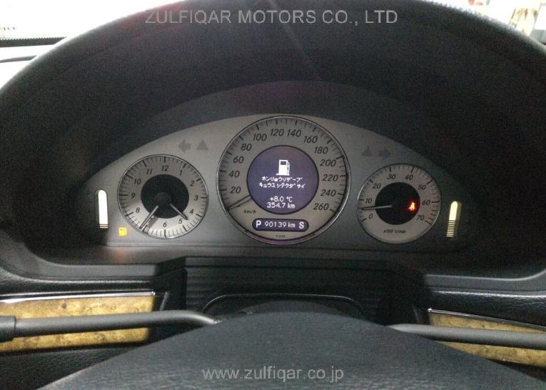 MERCEDES BENZ E CLASS 2007 Image 6