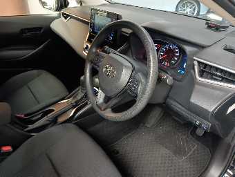 TOYOTA COROLLA TOURING 2022 Image 13