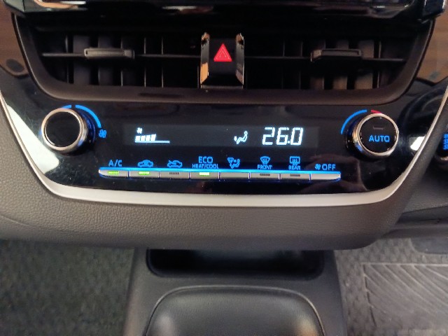 TOYOTA COROLLA TOURING 2022 Image 40