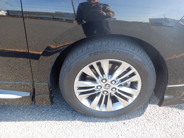 TOYOTA ALPHARD 2024 Image 30