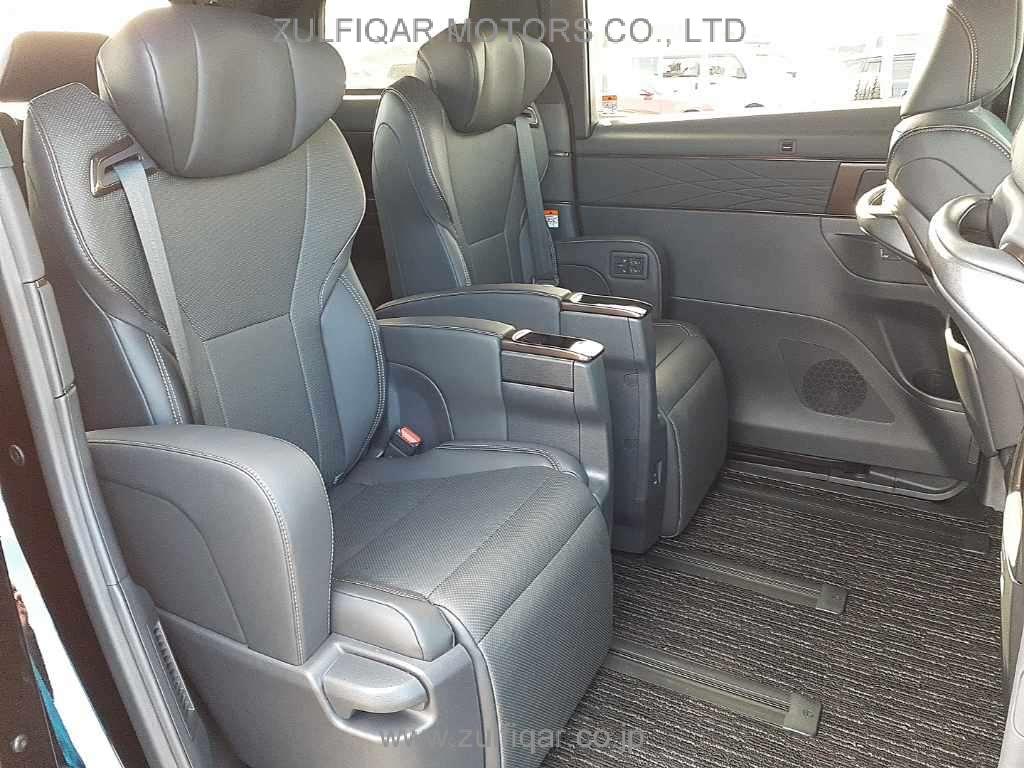 TOYOTA ALPHARD 2024 Image 10