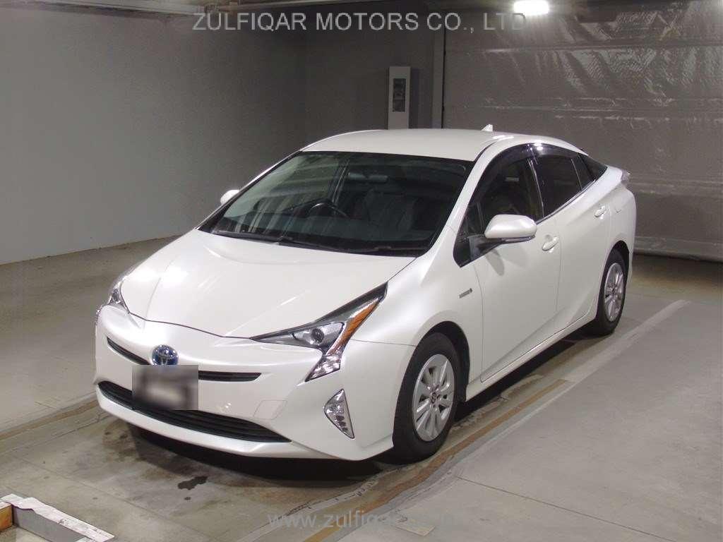 TOYOTA PRIUS 2016 Image 1