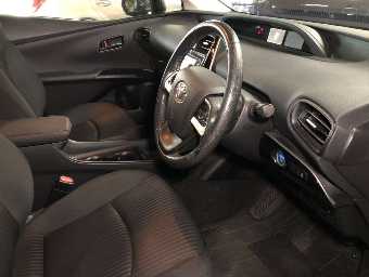 TOYOTA PRIUS 2016 Image 5